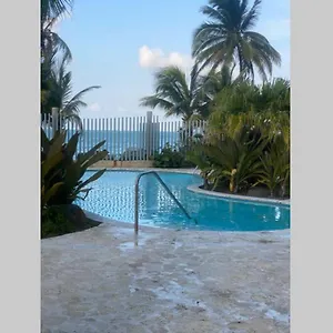 https://grand-bay-beach-club-rio-grande.comcaribbean.com