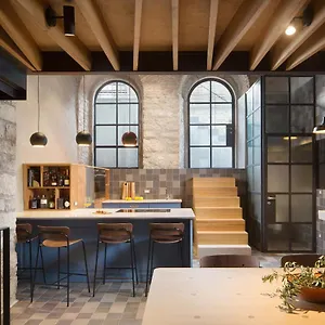 https://vincent-house.pula-hotels.org